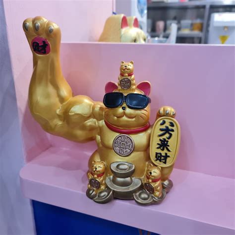 Buff Maneki Neko Offers Sick Fortune Gains To Those Who Believe Gag