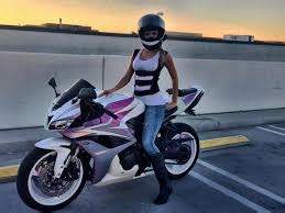 Moto Pour Femme Comment Faire Le Bon Choix Wipi Group