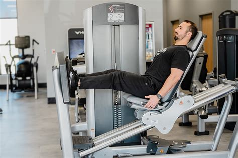 Anytimefitnesslegpress 2 Anytime Fitness