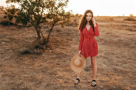 Model 4k Depth Of Field Brunette Woman Red Dress Hd Wallpaper