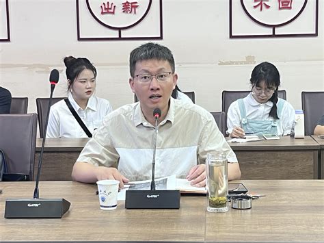 长江大学人文讲坛第136讲顺利举行 长江大学人文与新媒体学院