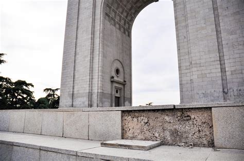 Galería Madridiario El abandono del Arco de la Victoria