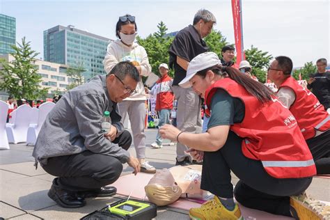 北京市红十字会 西城区红十字会举办“5·8”世界红十字日主题宣传活动