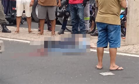 Adolescente morre após colidir motocicleta em poste na avenida Marechal