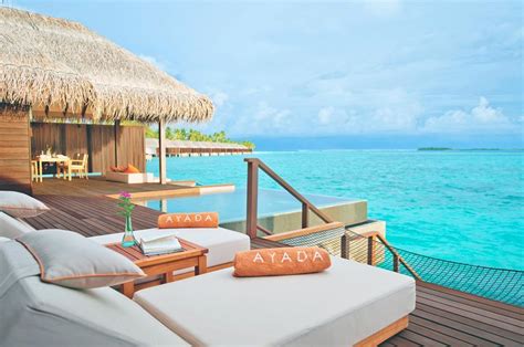 12 Best Overwater Bungalows in the Maldives | PlanetWare