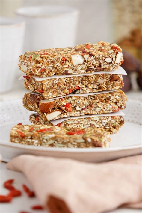 25 Healthy Vegan Snacks that are Insanely Good!