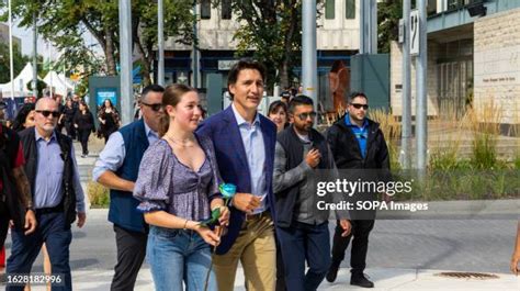 Canadian Prime Minister Justin Trudeau and his Daughter Ella-Grace ...