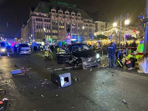 Unfall auf Kö in Düsseldorf Fahrer kann Führerschein behalten