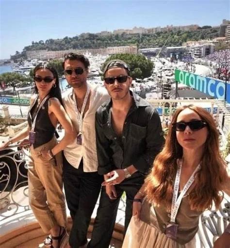 Birce Akalay Ile Sevgilisi Hakan Kurta Tan Romantik Monaco Pozlar