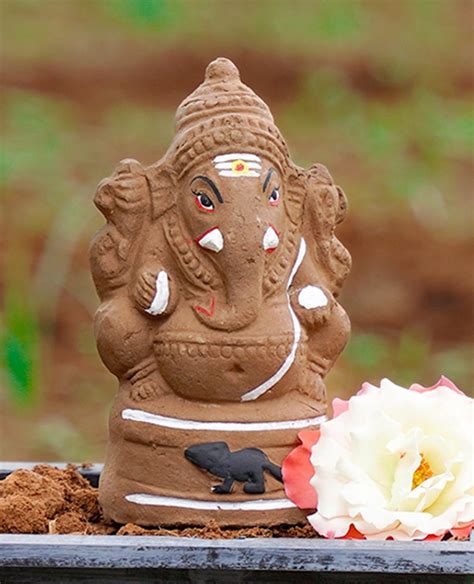 Eco Friendly Plantable Ganesha Idol 6 Inch Puja N Pujari