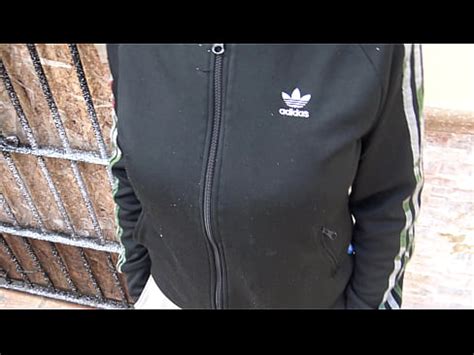 Turkish Muslim Granny Shows Her Very Hairy Pussy XVIDEOS