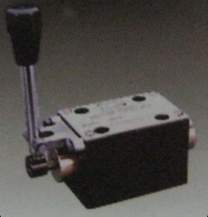 Lever Operated Directional Control Valve Cetop Dl At Best Price