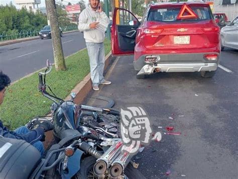 Motociclista Choca Contra Camioneta En Circuito Presidentes