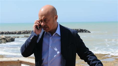 Il Commissario Montalbano Il Cane Di Terracotta Stasera Ottobre Su