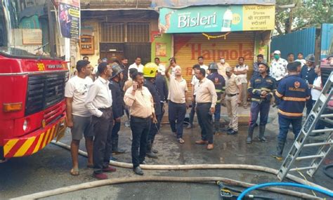 Fire Breaks Out In Four Storey Building In Thane 13 People Rescued