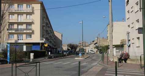 Un Jour Une Rue La Rue Ch Teauvert