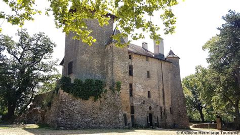 Chateau De Charmes Sur L Herbasse Parc Des Perroquets Bren Visite