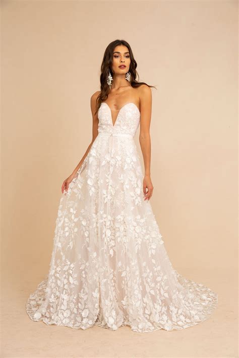 Tara Lauren New Wedding Dress Save Stillwhite