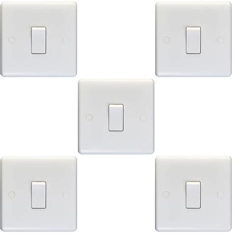 pack  gang single  light switch   white plastic wall plate