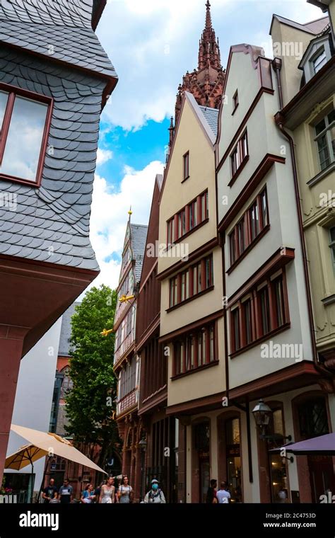 Edificios Reconstruidos En El Nuevo Casco Antiguo De Frankfurt