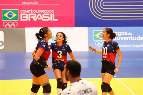 Equipe Amazonense de Vôlei Feminino conquista medalha de prata em