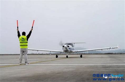 华夏云翼内蒙古航校迎来4架新飞机通航信息通航通用航空general Aviation