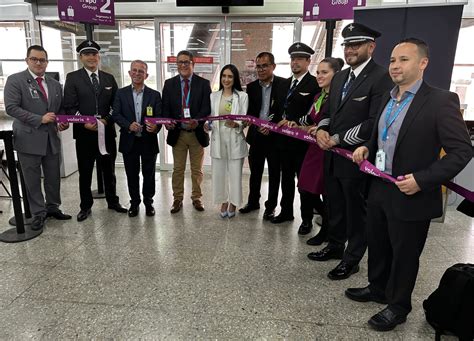 Volaris El Salvador Inaugura La Ruta De San Pedro Sula A Miami DIARIO