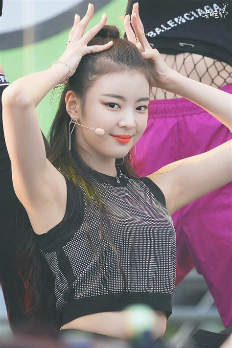 Pin On Kpop Female Armpit