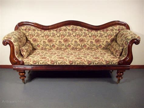 Victorian Couch / Sofa - Antiques Atlas