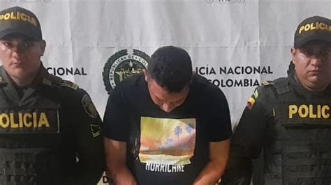 Se identificó como policía captura de presunto ladrón en el barrio