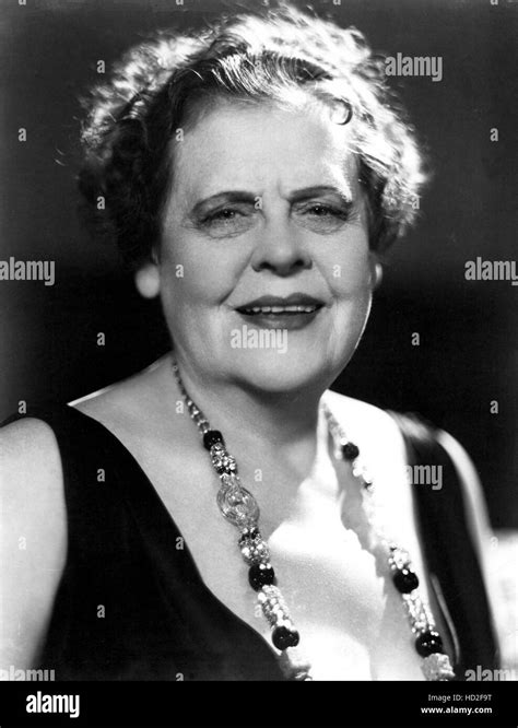 Marie Dressler Early 1930s Stock Photo Alamy