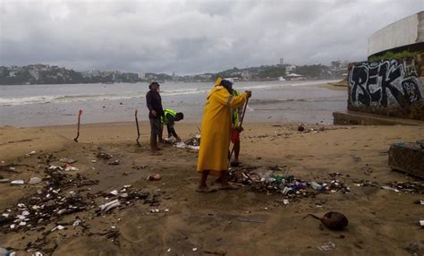 Atiende Gobierno De Abelina L Pez Afectaciones Por Lluvias En Acapulco