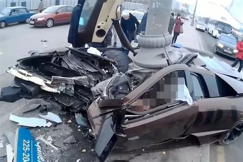 Driver Dies As £200000 Lamborghini Owned By Russian Mma Fighter Is