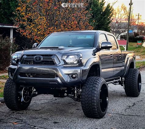 2013 Toyota Tacoma With 24x14 81 ARKON OFF ROAD Lincoln And 35 13 5R24