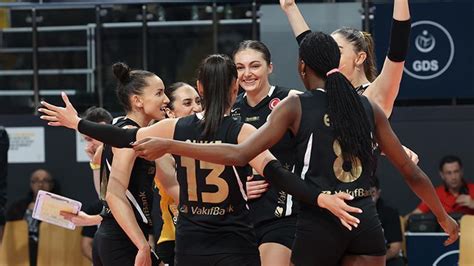 Vakıfbank CEV Şampiyonlar Liginde çeyrek finalde Futbol Haberleri