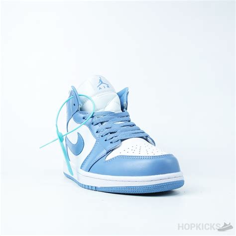 Air Jordan 1 Mid "UNC"