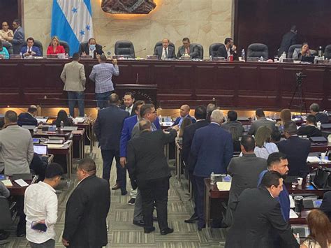 Oposición frena aprobación de acta de adhesión de Honduras al CAF