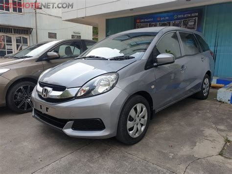 Harga Honda Mobilio 2015 Eks Blue Bird Bawa Rp 100 Juta Dapat