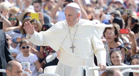 Papa Francesco Apre A Divorziati E Gay Nessuna Esclusione Alla Messa Cronaca Nazionale