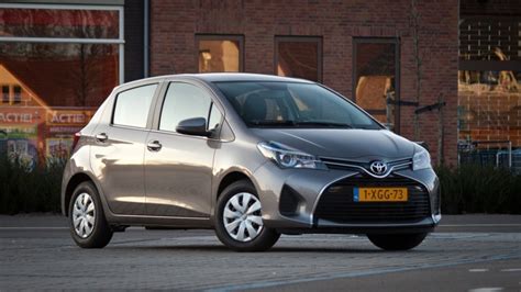 Test Toyota Yaris Vvt I Lounge Rijtesten Nl Pure Rijervaring