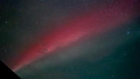 Rare Steve phenomenon and Northern Lights dazzle in UK skies - BBC Weather