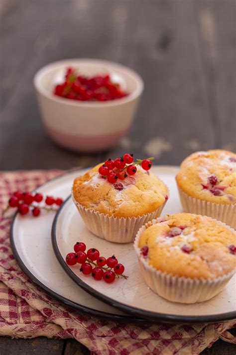 Saftige Muffins Mit Johannisbeeren Backen Einfaches Rezept