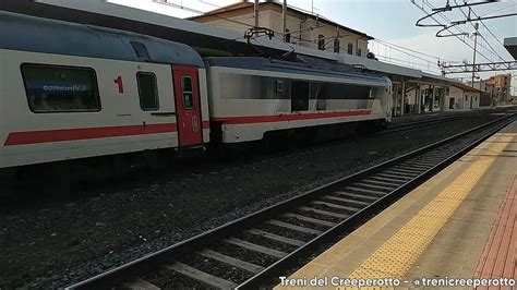 Treno Intercity Con E Per Ventimiglia In Transito A San