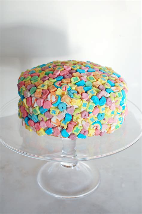 Bake Your Own Luck St Patrick S Day Lucky Charms Cake Recipe