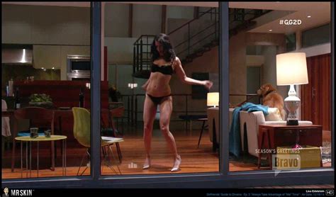 Naked Lisa Edelstein In Girlfriends Guide To Divorce