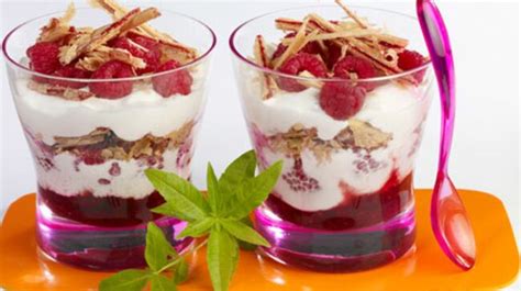 Trifle aux framboises facile et rapide découvrez les recettes de