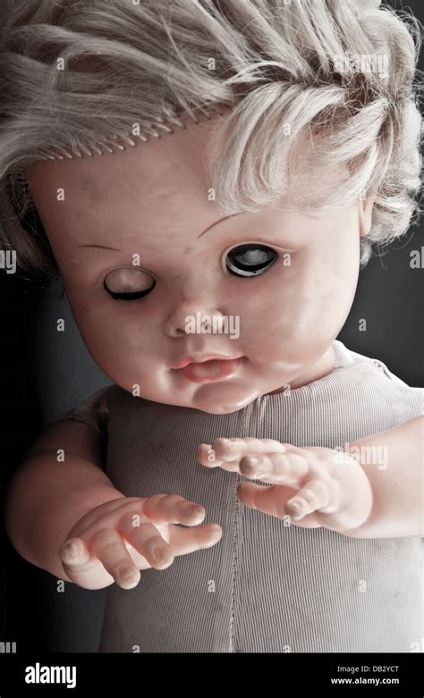 Creepy doll face Stock Photo - Alamy