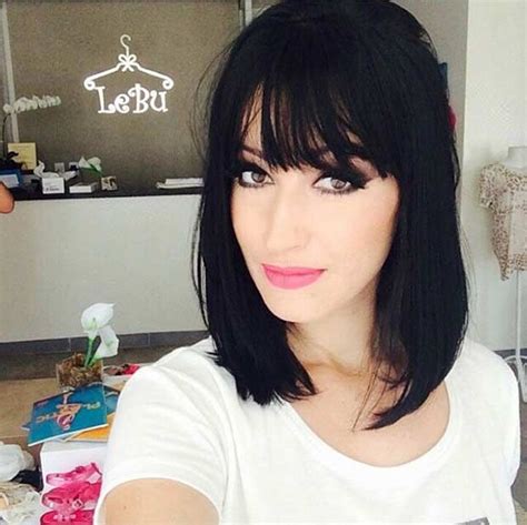 21 Cute Lob Haircuts For This Summer Stayglam Bangs With Medium