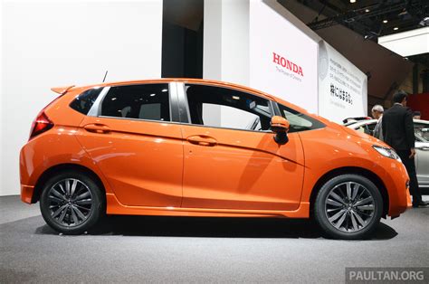 Tokyo Honda Fit Jazz Rs Looking Good Honda Jazz Rs Tms