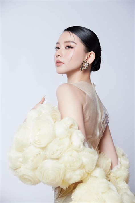 Hot girl Instagram được dự đoán Quán quân The Face là ai